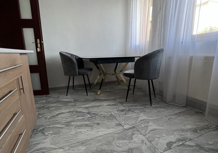Inchriez apartament  40 mp,Bucuresti utilat ,renovat 15 min Pta Unirii - Poză 4