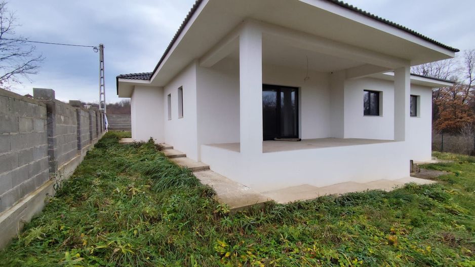 Casa noua de vanzare, nivel parter, living generos si 3 dormitoare - Poză 19