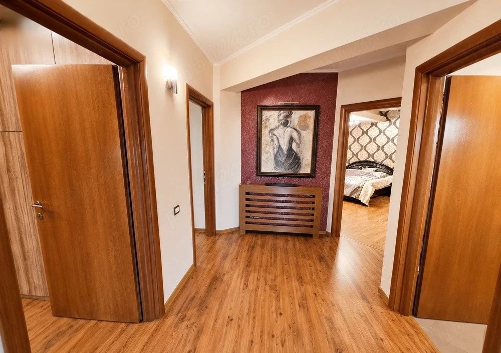 Vila Premium de Vanzare 241 mp I Sisesti - Poză 8