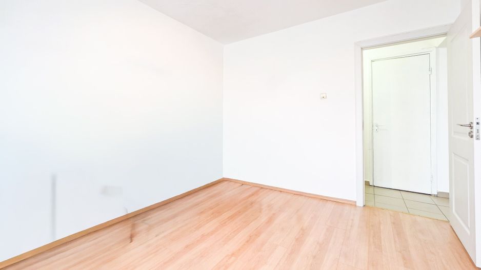 Apartament 3 camere decomandat, 2 băi, Strada Moinești 14 - Poză 6