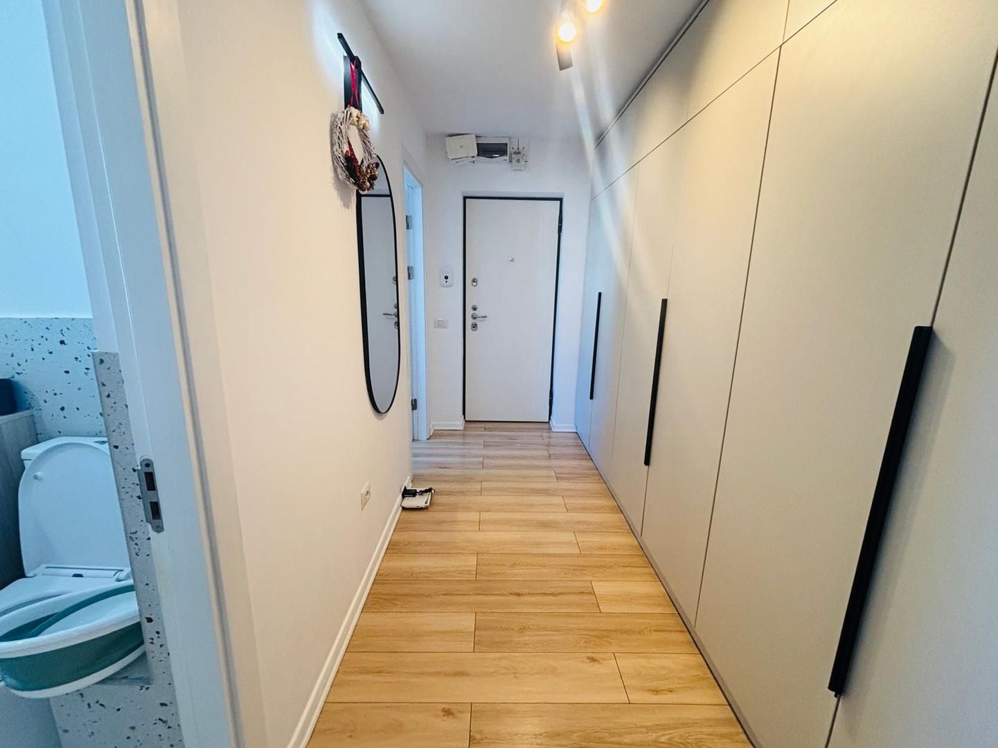 Apartament 3 camere I Ultracentral I 50 mp I 400 € I Suceava - Poză 7