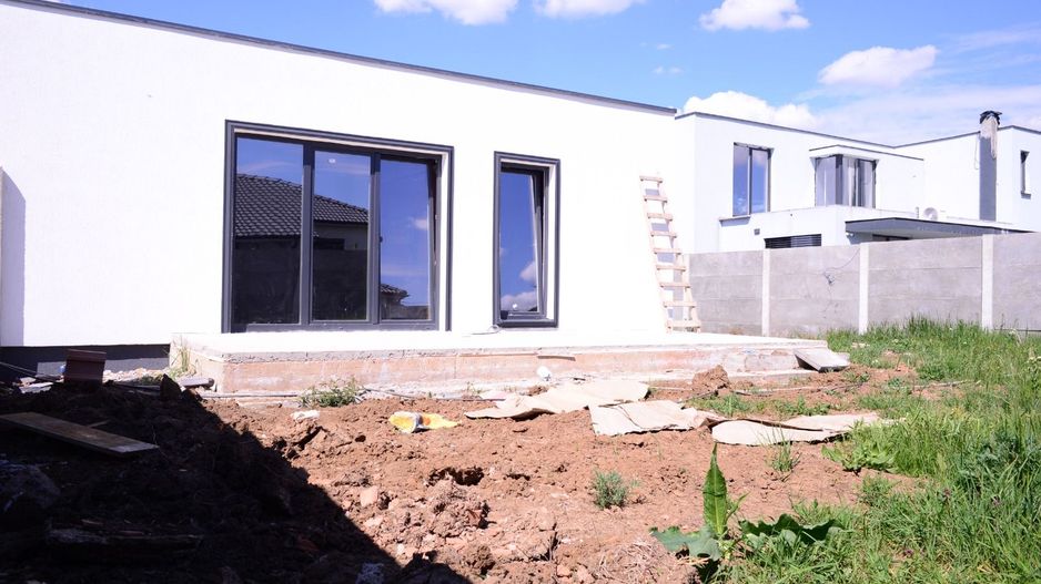 Sanandrei, Duplex pe PArter , 3 Dormitoare, 2 bai, Dresing, Perete Dublu - Poză 7