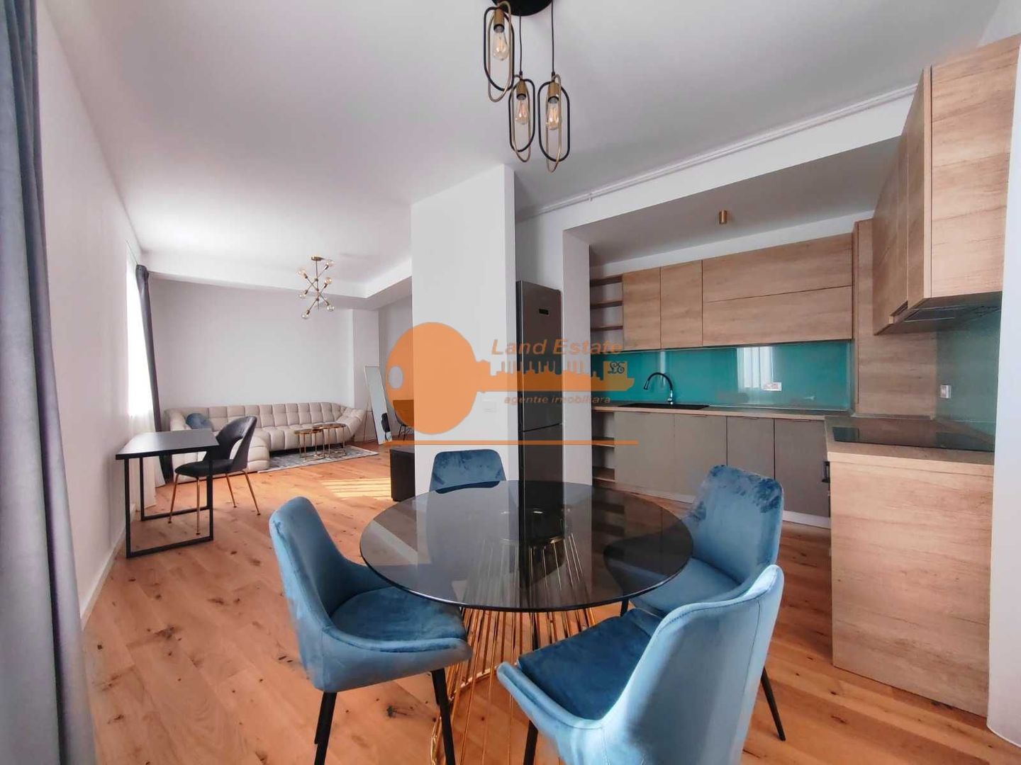 Apartament 2 camere ultracentral  2 băi - Poză 5