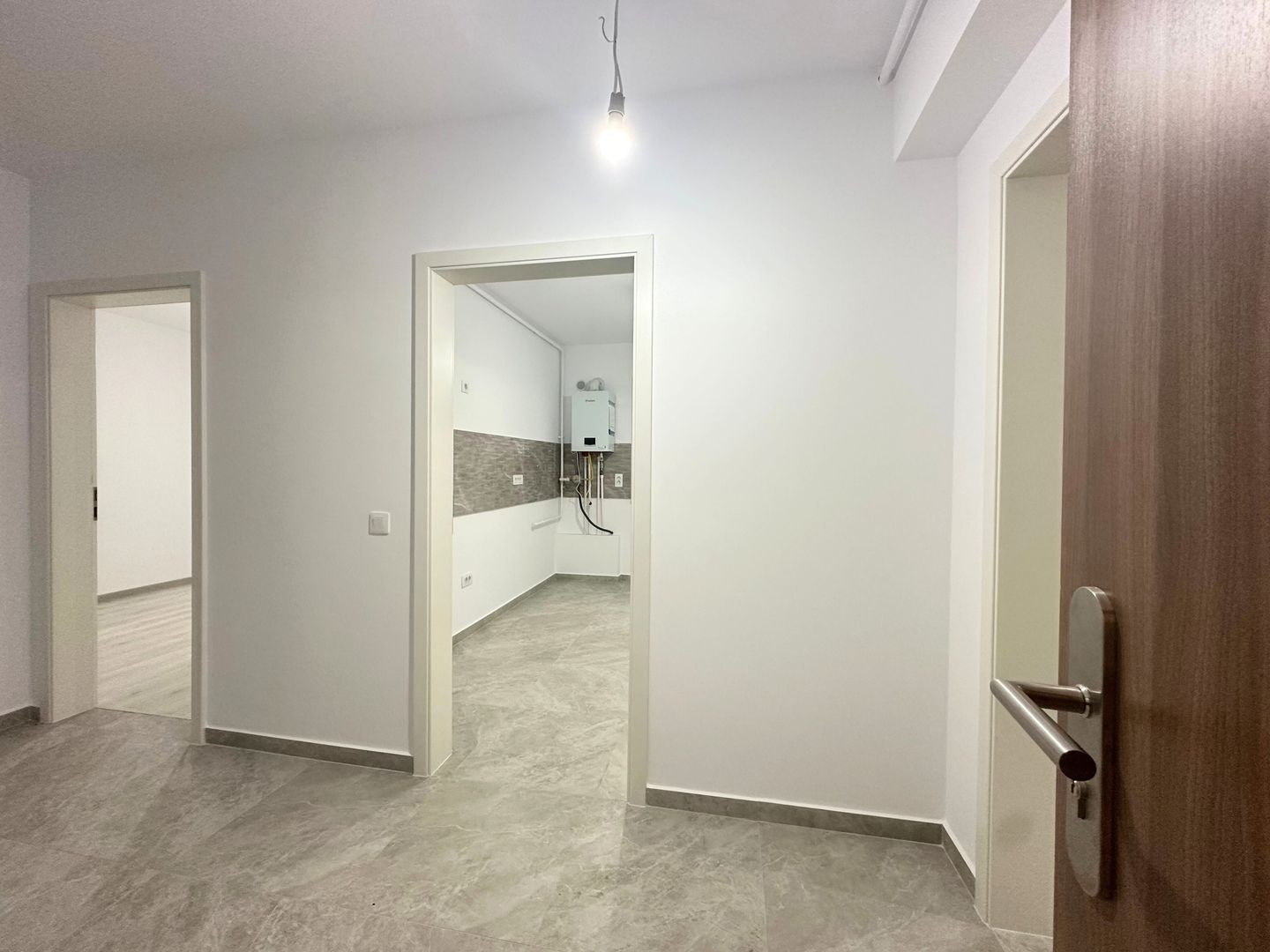Inchiriere apartament nemobilat Casa Nobel Lângă Coresi - Poză 18