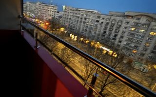 Apartament elegant 3 camere, 110 mp, vedere panoramică pe Bulevardul Decebal - Poză 16