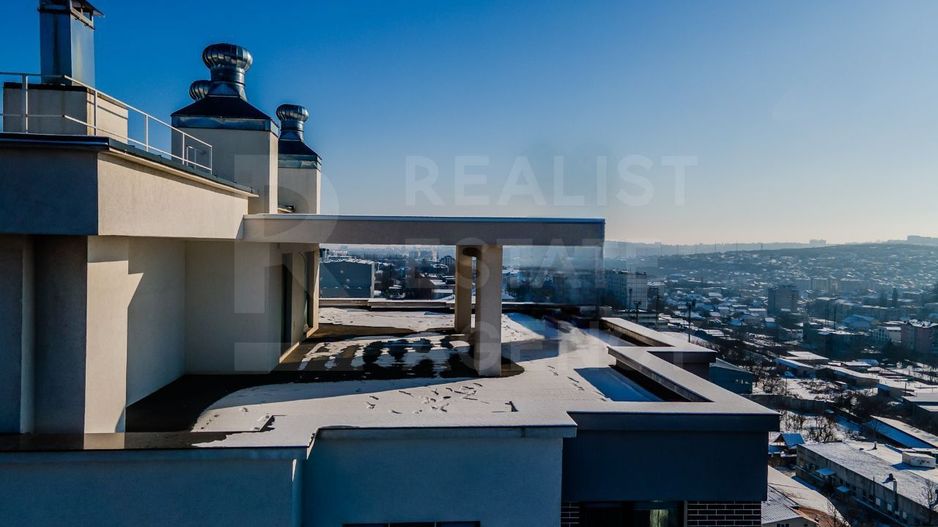 Vânzare, penthouse, 4 camere, strada Ion Buzdugan, Buiucani. - Poză 1