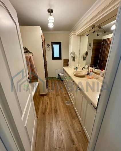 Casa + Spațiu Comercial # *# - Poză 9