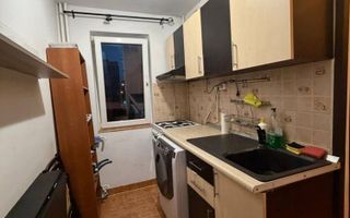 Apartament 2 camere de închiriat în Podu Roș, lângă Restaurant Odeon - Poză 3