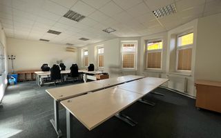 Cladire birouri I Parcare I Zona Sub Arini - Poză 1