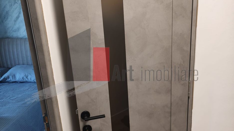 Vânzare apartament 2 camere decomandat Luică - Poză 1