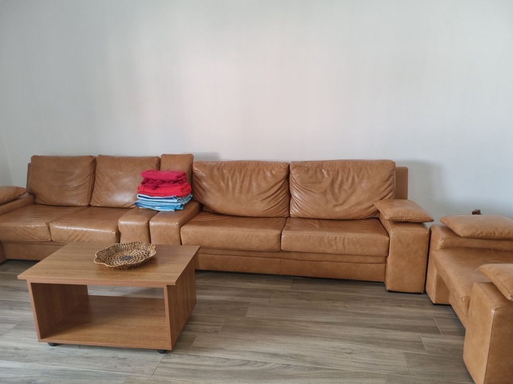 Casă +axexa+teren generos, zona 14 Mai - Poză 3