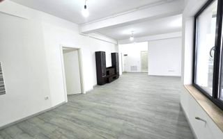 De vânzare apartament 3 camere, centru Satu Mare - Poză 10