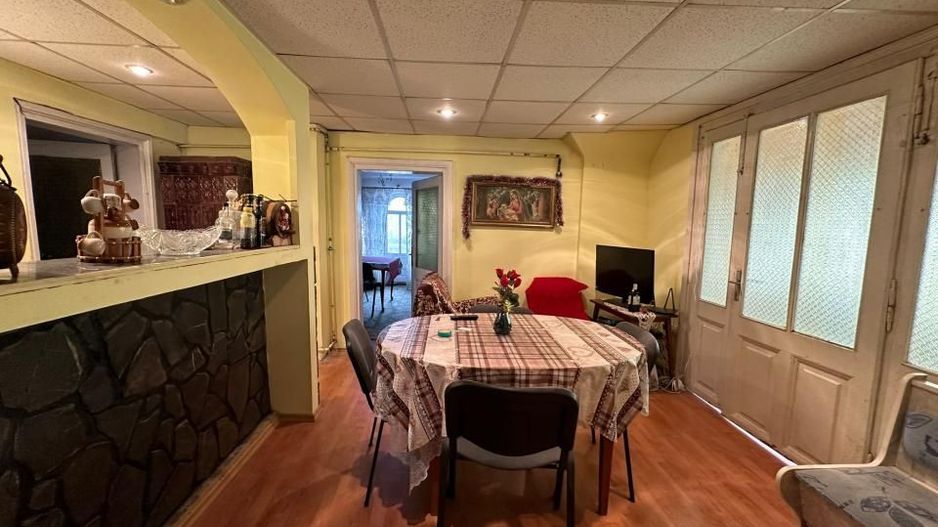 Apartament in vila Sinaia- 13 Septembrie - Poză 1