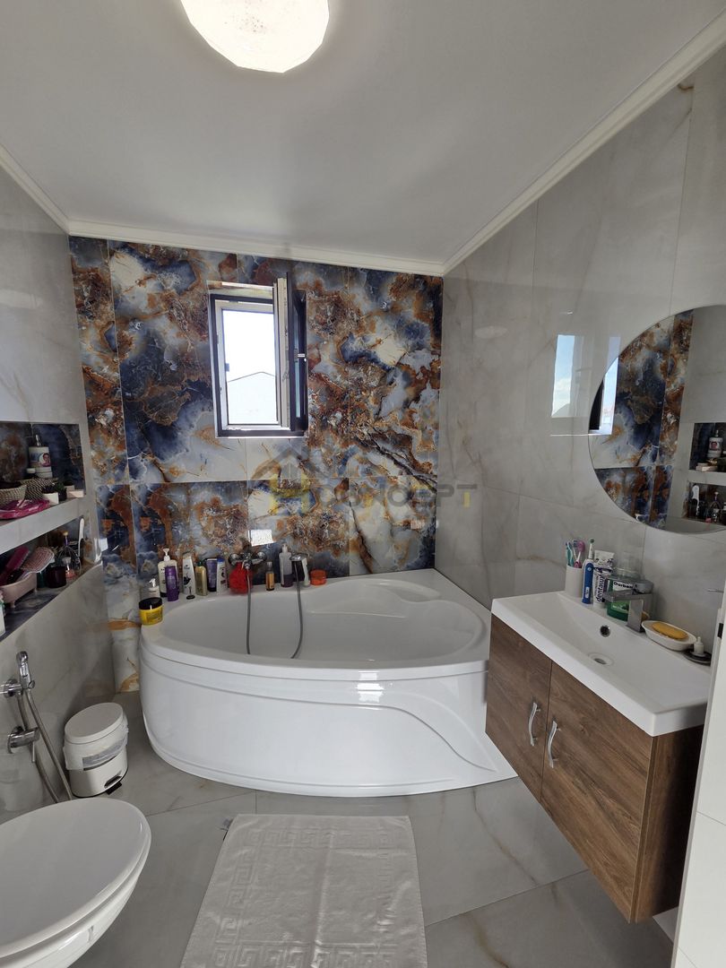 Vila individuala 5 camere Teren 600 mp Piscina - Poză 24