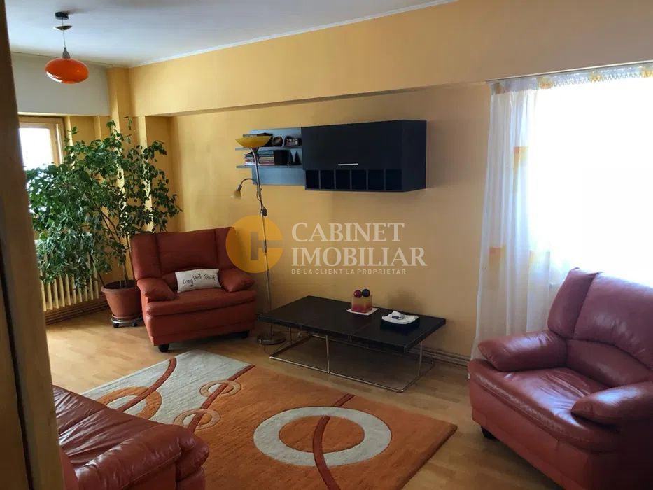 Apartament spațios cu 4 camere (modificat în 3) – Rond Vechi CUG - Poză 1