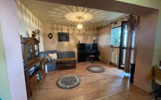 3 camere, decomandat, etaj 6/8 Micro 21 - Poză 1