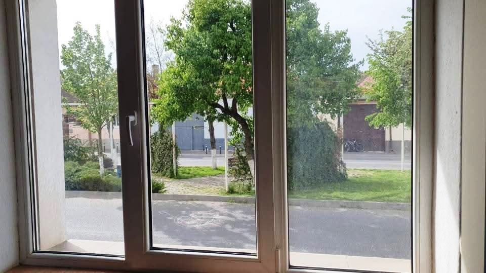 Casa cu suprafata de 140mp si teren 542mp,centrul localitatii Cristian - Poză 10