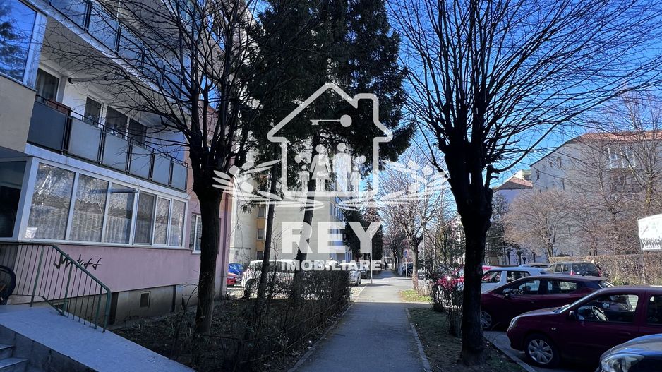 Apartament 2 camere,bloc cu lift, Str. Oștirii/Mihai Viteazul/N.Iorga - Poză 10