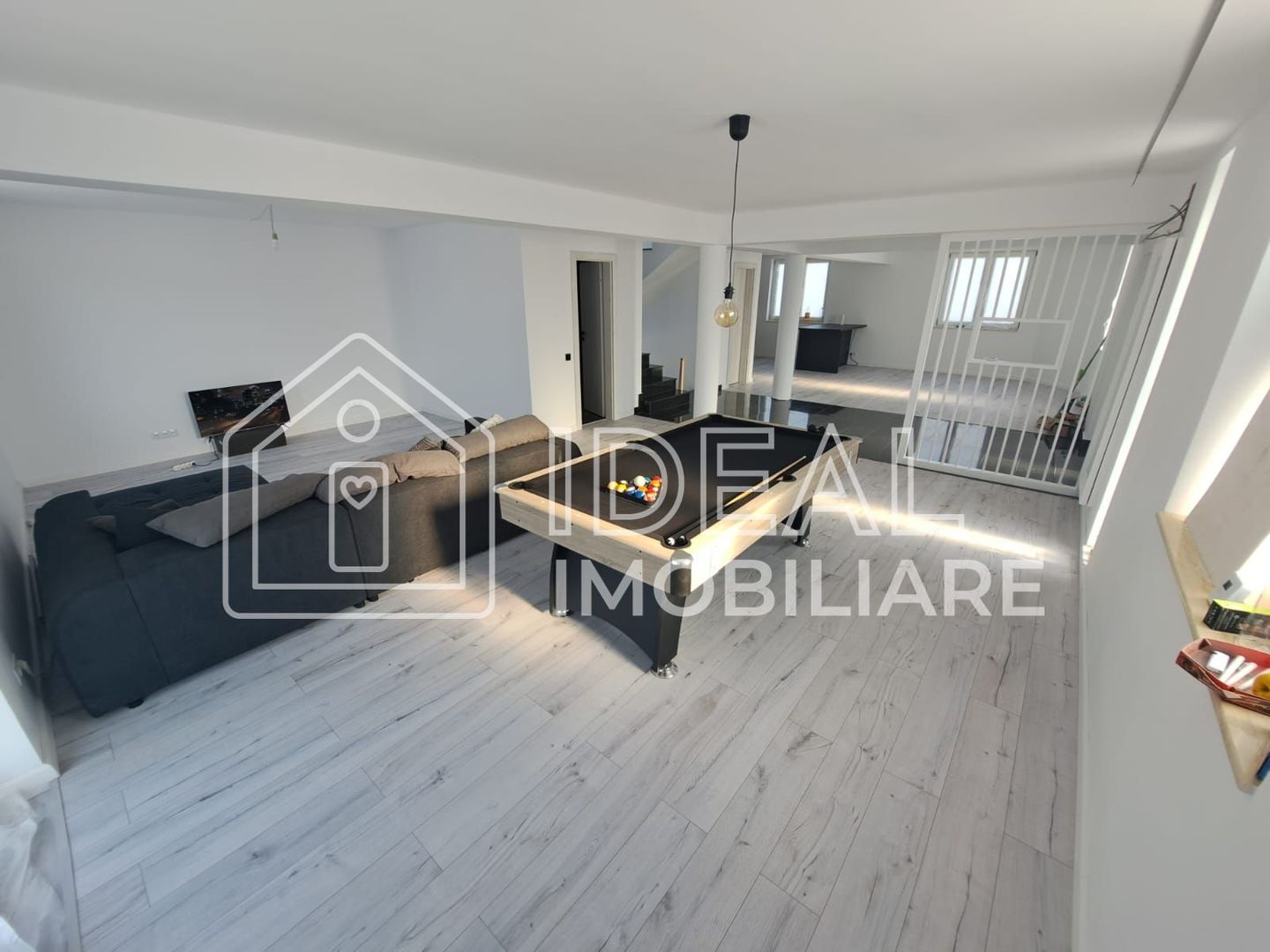 Casa Individuala LA CHEIE cu 250 mp utili, zona Strand - Poză 6