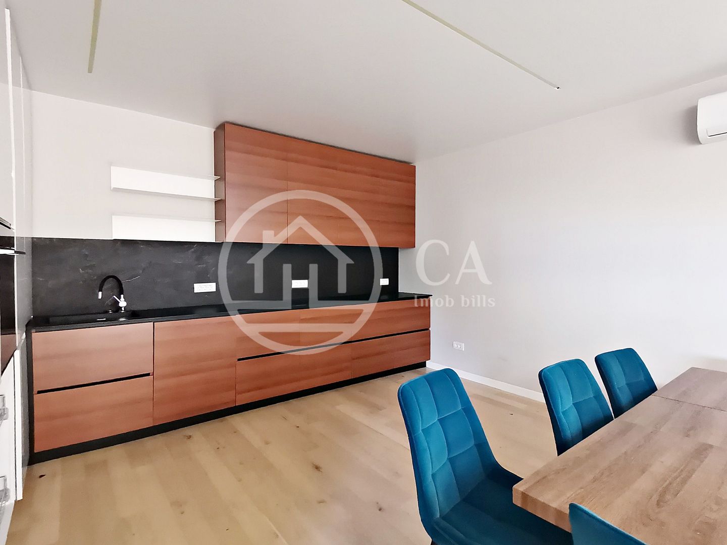 Casă de vânzare stil mediteranean cu 5 camere in Tineretului, Oradea - Poză 11