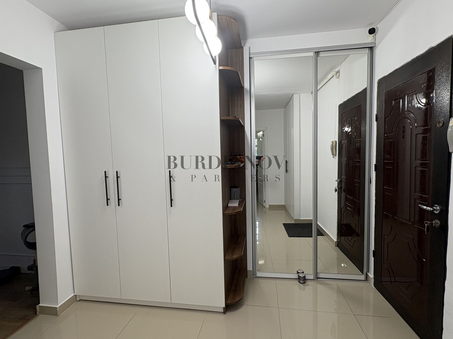 Apartament cu 2 camere de vânzare Metrou 1 Decembrie 1918 - Titan - Poză 12