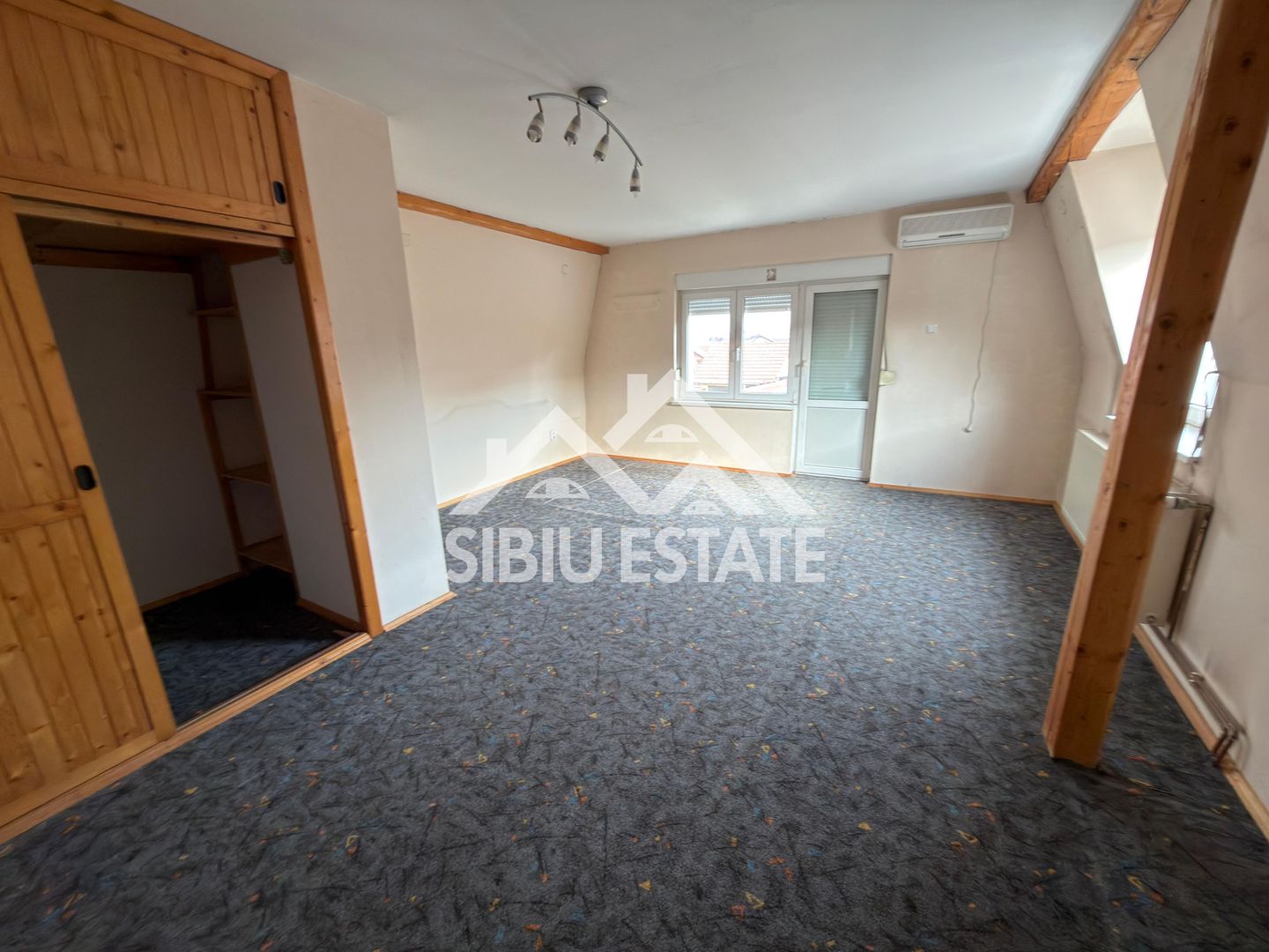 Casă de vânzare în cartierul Turnișor , Strada Livezii, Sibiu - Poză 8
