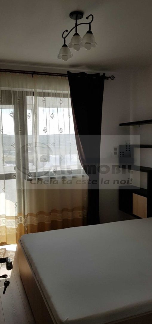 Apartament 3 camere Valea Lupului, 450 euro cu parcare inclusă - Poză 7