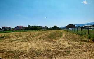 BARTOLOMEU,intravilan,intre case,suprafata de 774 mp,constructii P+2 - Poză 14