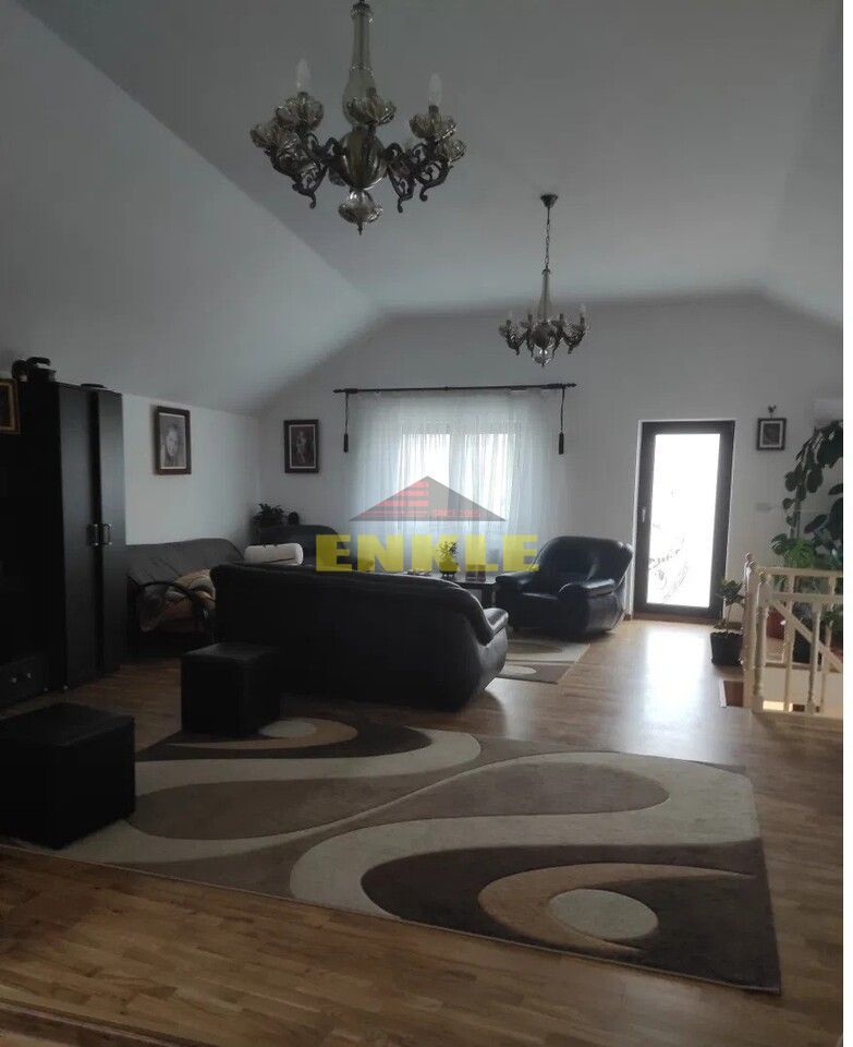 Casa + spatiu comercial, Bd.Mihai Eminescu/ la strada principala - Poză 4