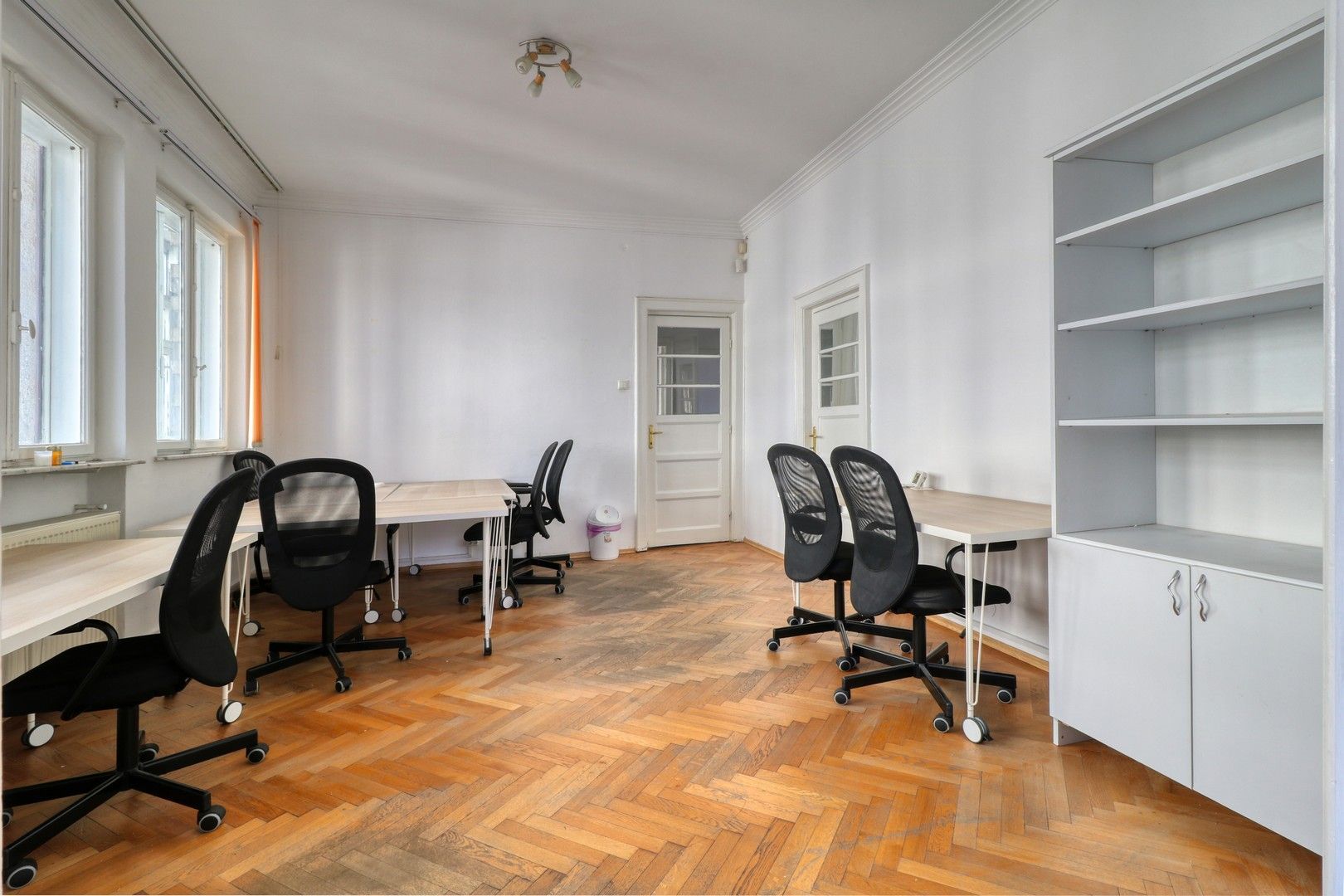 Romană- 5 camere- 140 mp - centrala termica - Poză 2