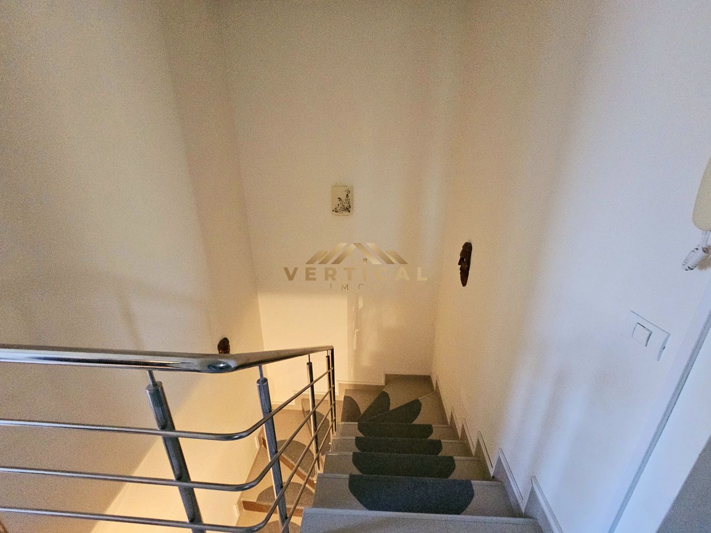 Vila complet mobilata si utilata - comuna Berceni - Poză 10