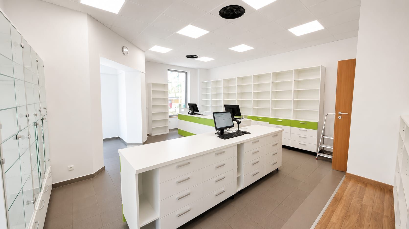 Inchiriere spațiu comercial 133 mp Ultracentral -Tășnad Jud. Satu Mare - Poză 3