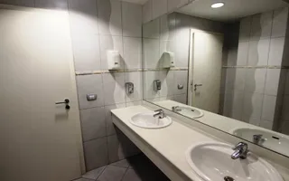 Showroom -150mp-zona de Nord - Poză 16