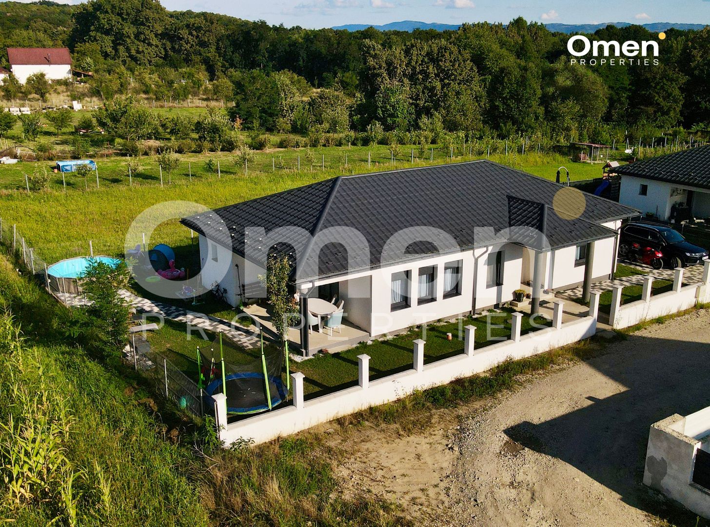 Casa de vânzare în Satu Nou de jos - Poză 1