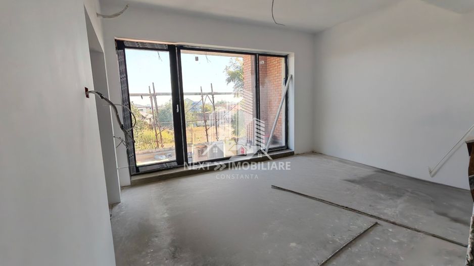 Casa 4 camere complex rezidential, 2 locuri de parcare , Palazu Mare - Poză 6