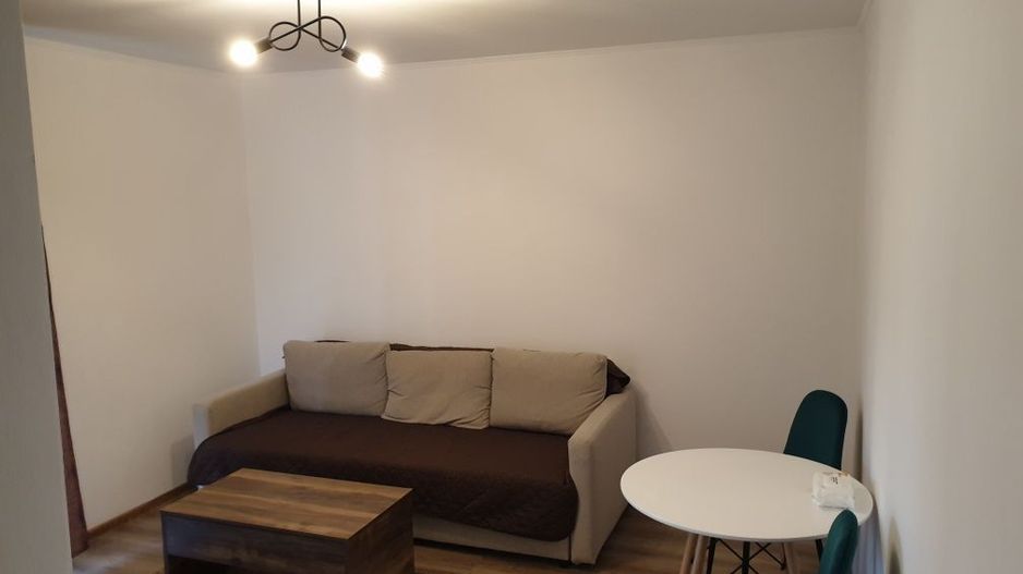 APARTAMENT IDEAL PENTRU INVESTIEI ZONA VICTORIEI - Poză 1