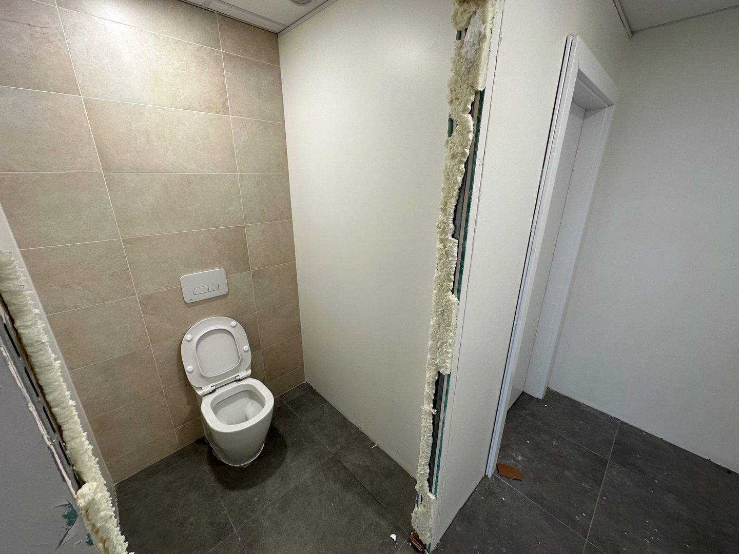 Spatiu comercial 421 mp - Poză 3