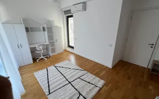 Iancu Nicolae  British School vila de închiriat 5 camere cu piscină - Poză 21