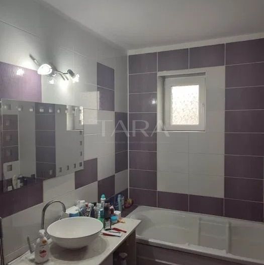 Apartament decomandat cu 2 camere, parcare inclusă, Florești. - Poză 6