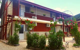 Afacere Turistică la Cheie | Pensiune 14 Camere | 7 min de Plajă - Poză 1
