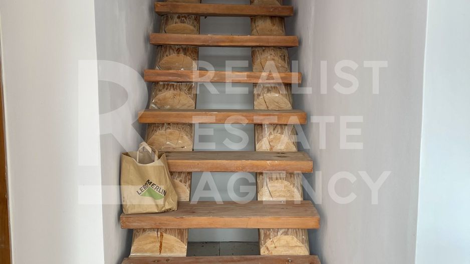 De vânzare – Clădire impresionantă, 11 camere, 9 dormitoare, Păcurari - Poză 30