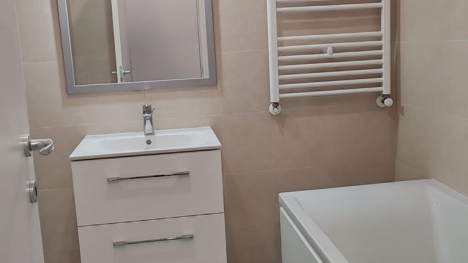 Apartament 1 camera +loc parcare intabulat Unirea Towers 111000 euro - Poză 3