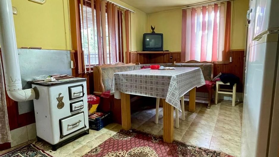 Casa in Marghita cu 4 camere - Poză 6