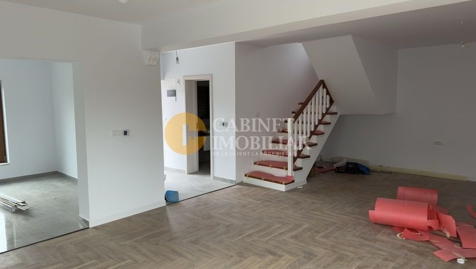 Casa PREMIUM la Asfalt - Garaj - 4 camere 2 bai - INTABULATA - Poză 5