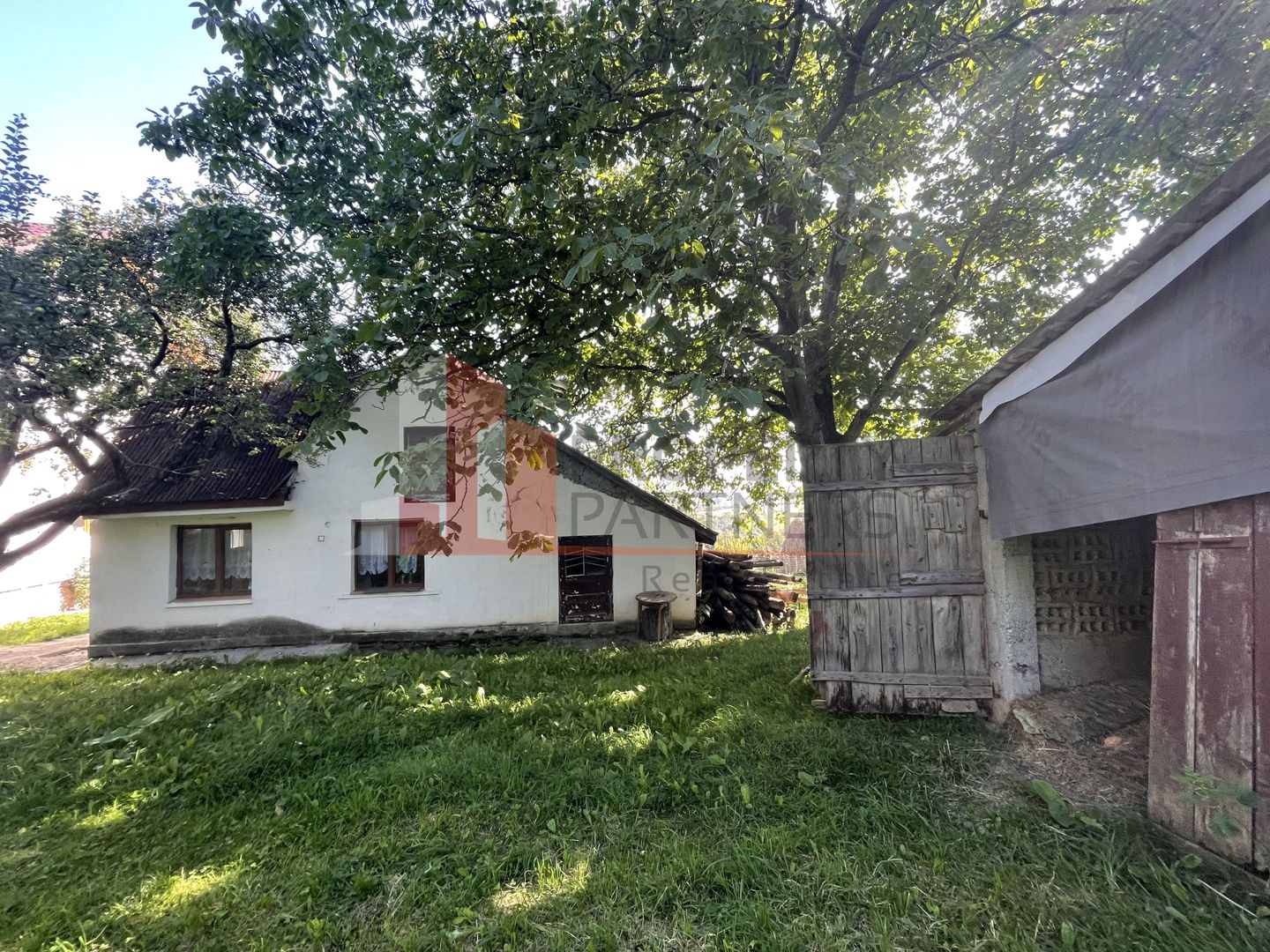 Casa Batraneasca Reconditionata Tohanita Bran 2300 mp Teren - Poză 11