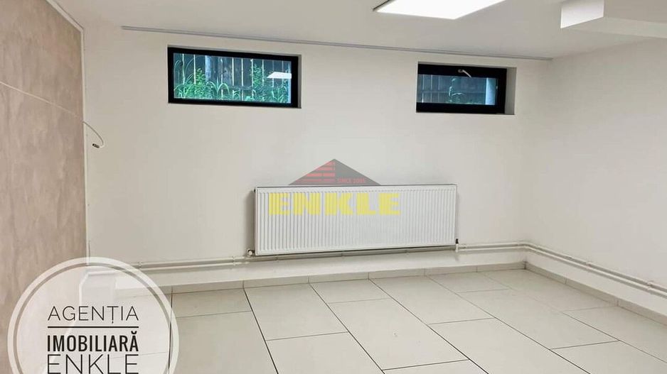 Spatiu comercial de vânzare, zona Stadion - Poză 2