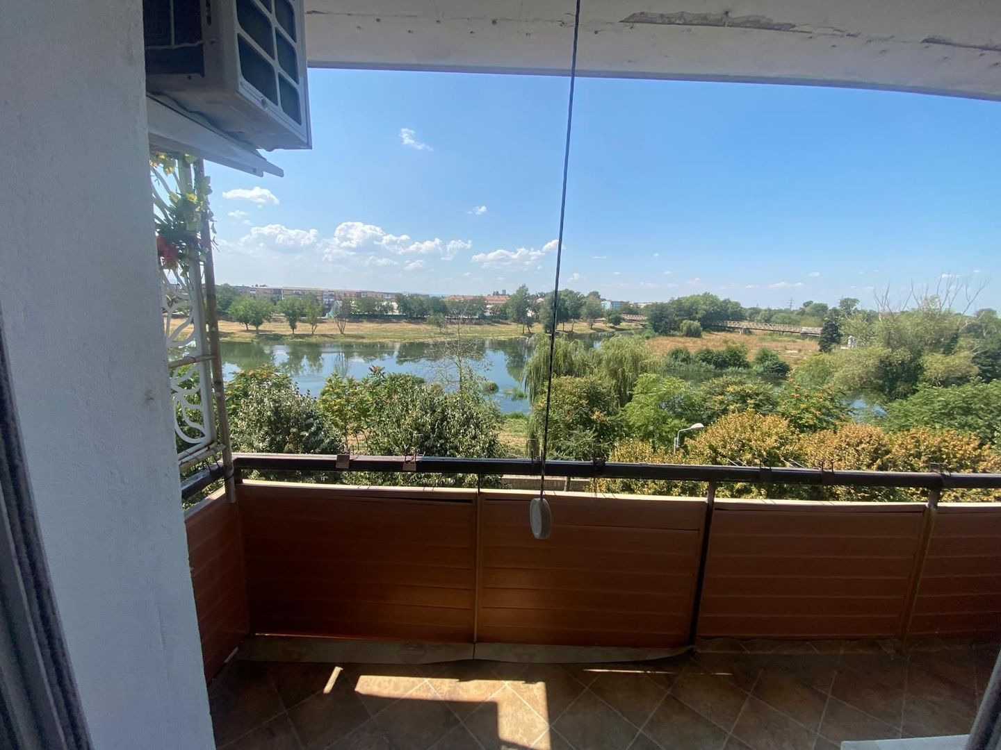 APARTAMENT  TREI CAMERE  LUGOJ - Poză 2