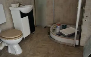 Se vinde etajul 1 si mansarda | Vile interbelica | 13 Septembrie - Poză 29
