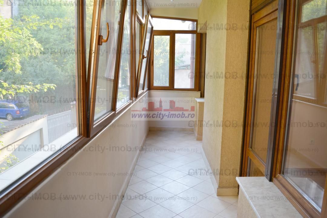 Inchiriere partiala in Vila zona Ferdinand Bucuresti - Poză 15