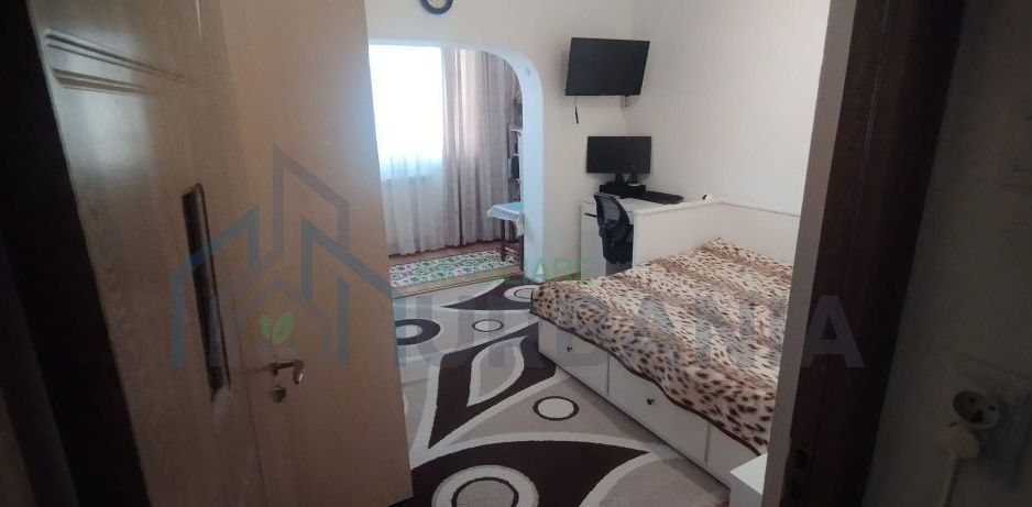 Apartament 2 camere,zona cug - Poză 2